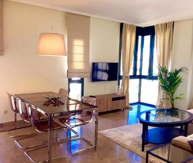 Apartament Centric Town